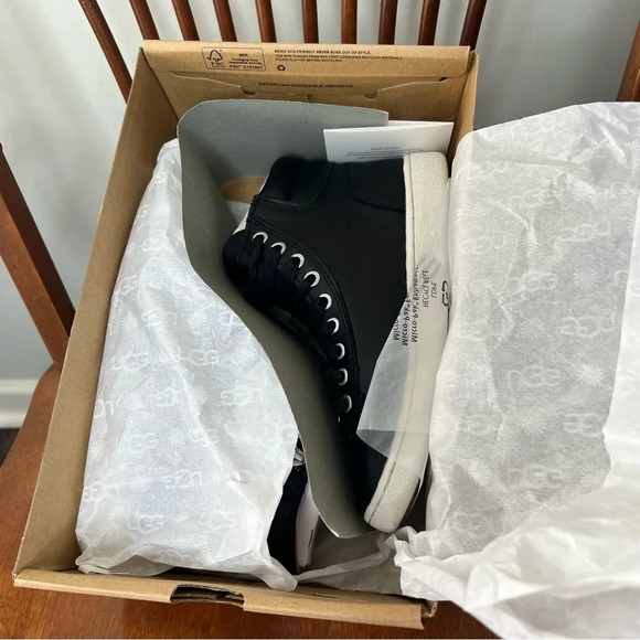 UGG Olive High Top Black Sneakers w/ Zipper NWB Retro Classic Supportive - Picture 6 of 14